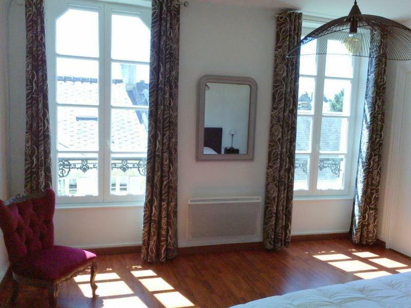 L'Aure Bleue Apartment Bayeux Luaran gambar